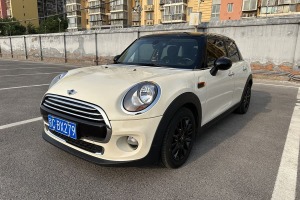 MINI MINI 1.5T COOPER 色彩紀(jì)念版 五門(mén)版