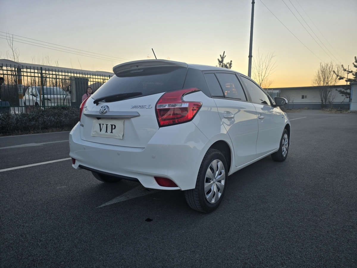 豐田 YARiS L 致炫  2022款 1.5L CVT領(lǐng)先PLUS版圖片