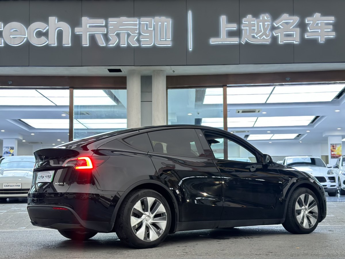 特斯拉 Model 3  2020款 改款 長續(xù)航后輪驅(qū)動版圖片