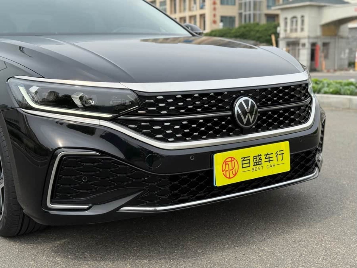 大眾 帕薩特  2023款 改款 330TSI 星空精英版圖片