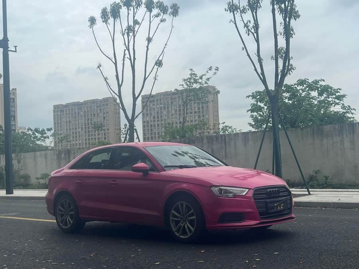奧迪 奧迪A3  2018款 30周年年型 Limousine 35 TFSI 進取型圖片