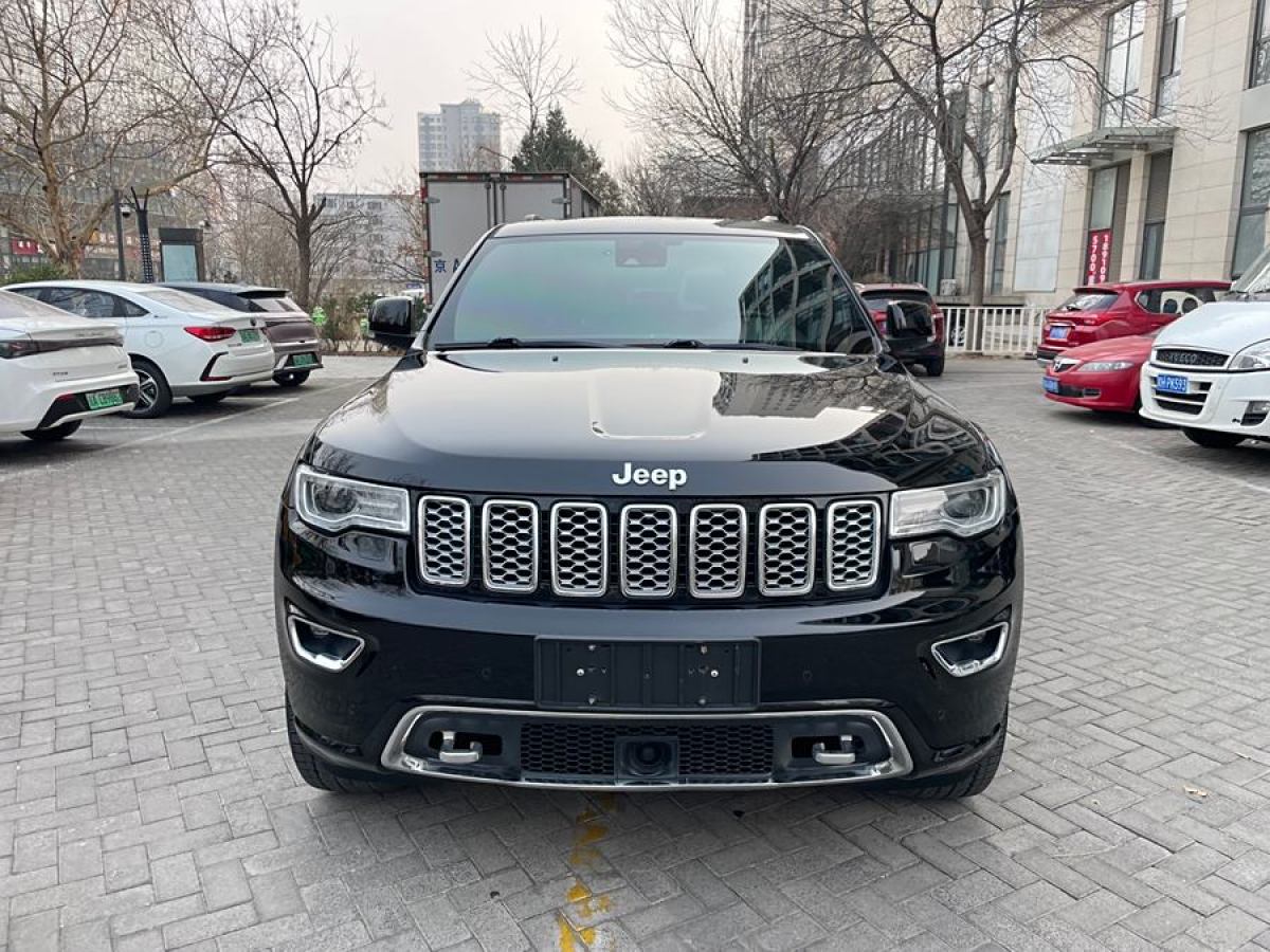 Jeep 大切諾基  2019款 3.6L 豪華導(dǎo)航版圖片