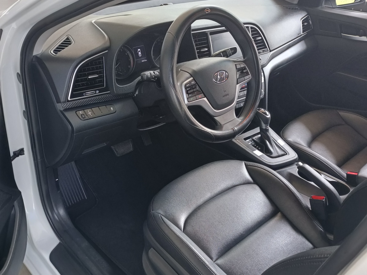 現(xiàn)代 領(lǐng)動  2016款 1.6L 自動智炫?精英型圖片