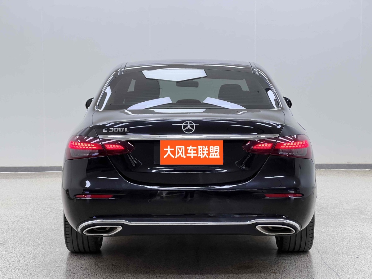 奔馳 奔馳E級(jí)  2021款 改款 E 300 L 豪華型圖片