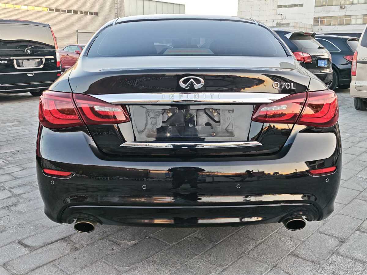 英菲尼迪 Q70  2015款 Q70L 2.5L 精英版圖片