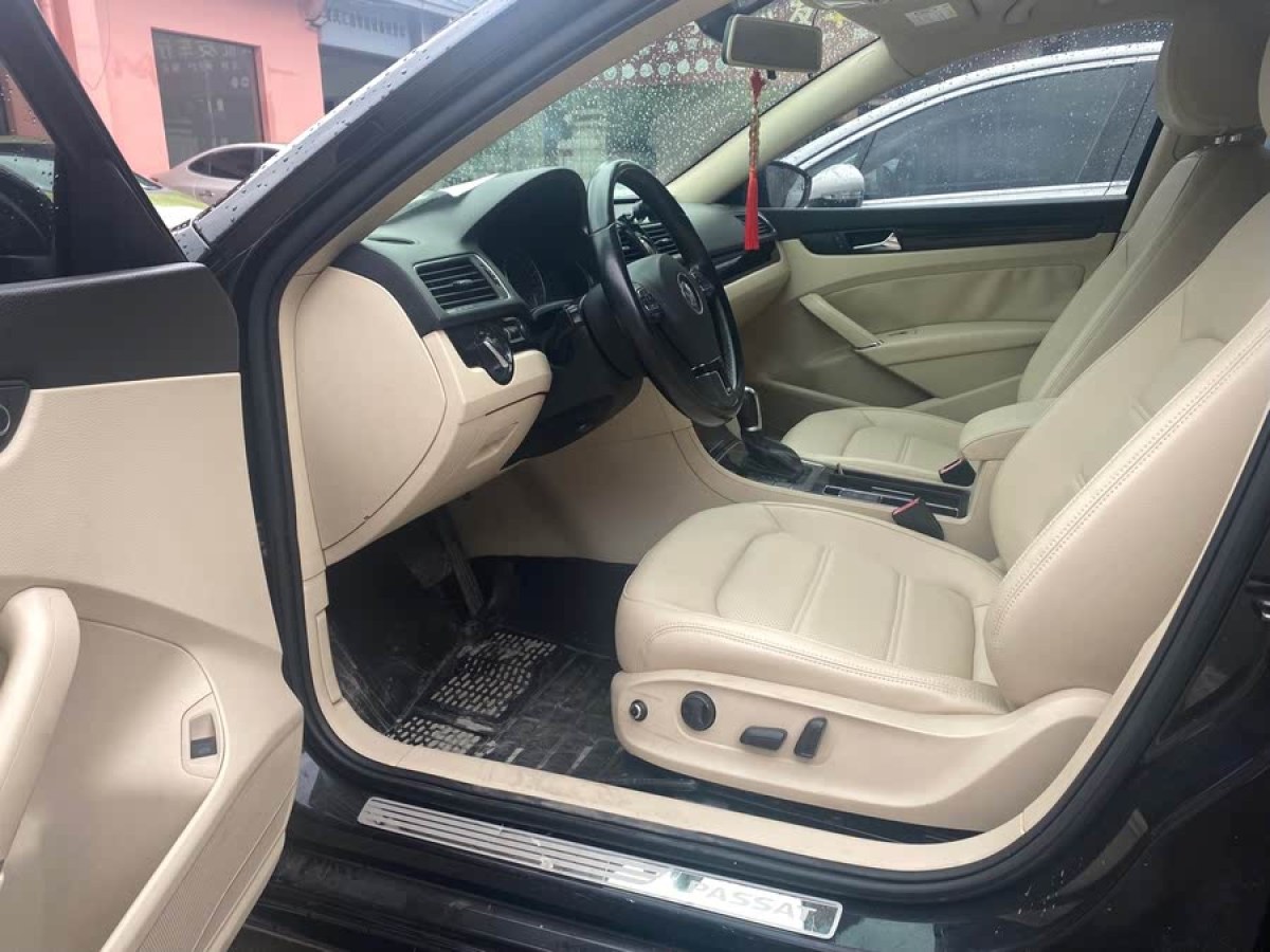 大眾 帕薩特  2015款 1.8TSI DSG御尊版圖片