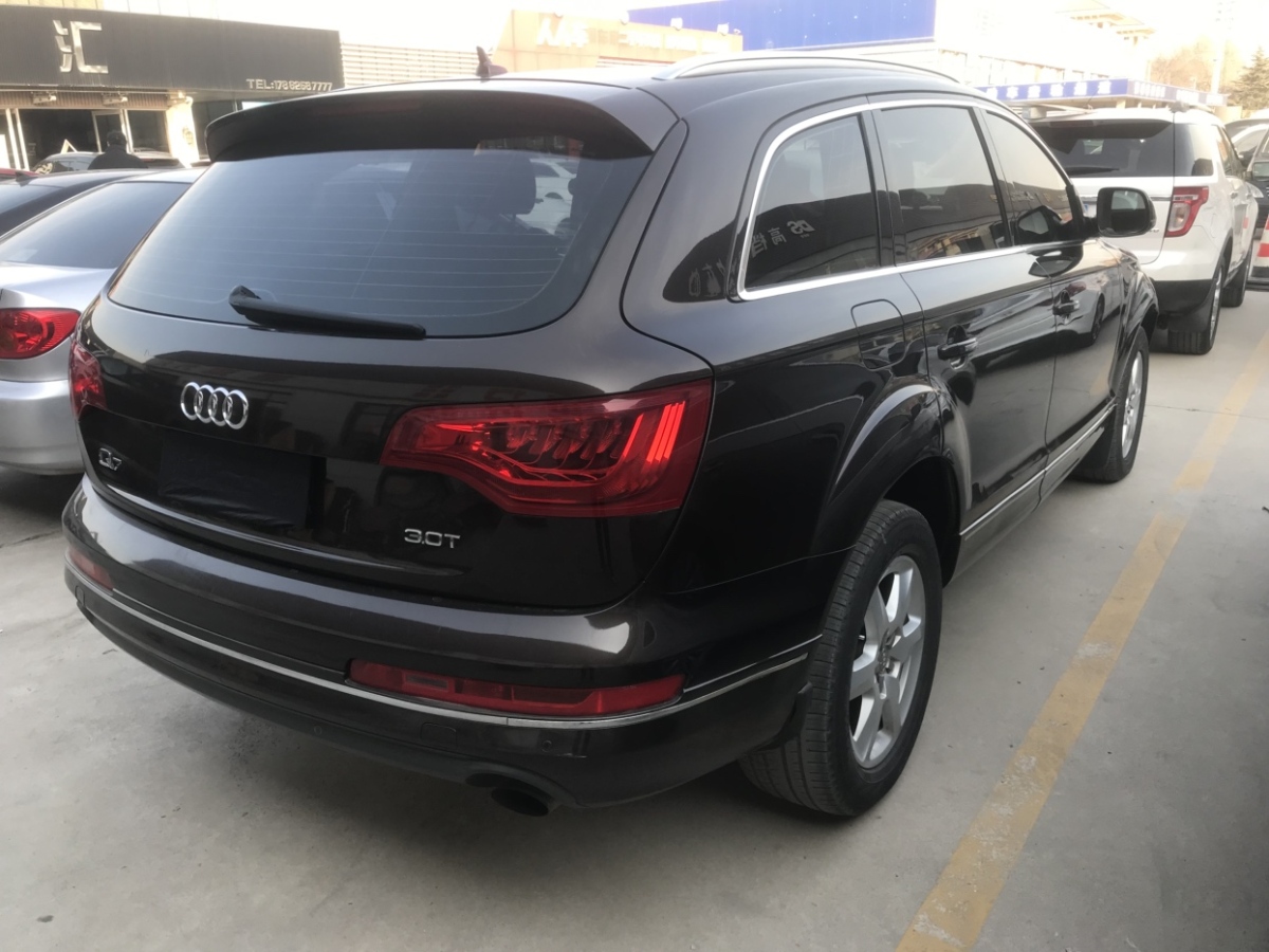 奧迪 奧迪Q7  2012款 3.0 TFSI 進(jìn)取型(200kW)圖片