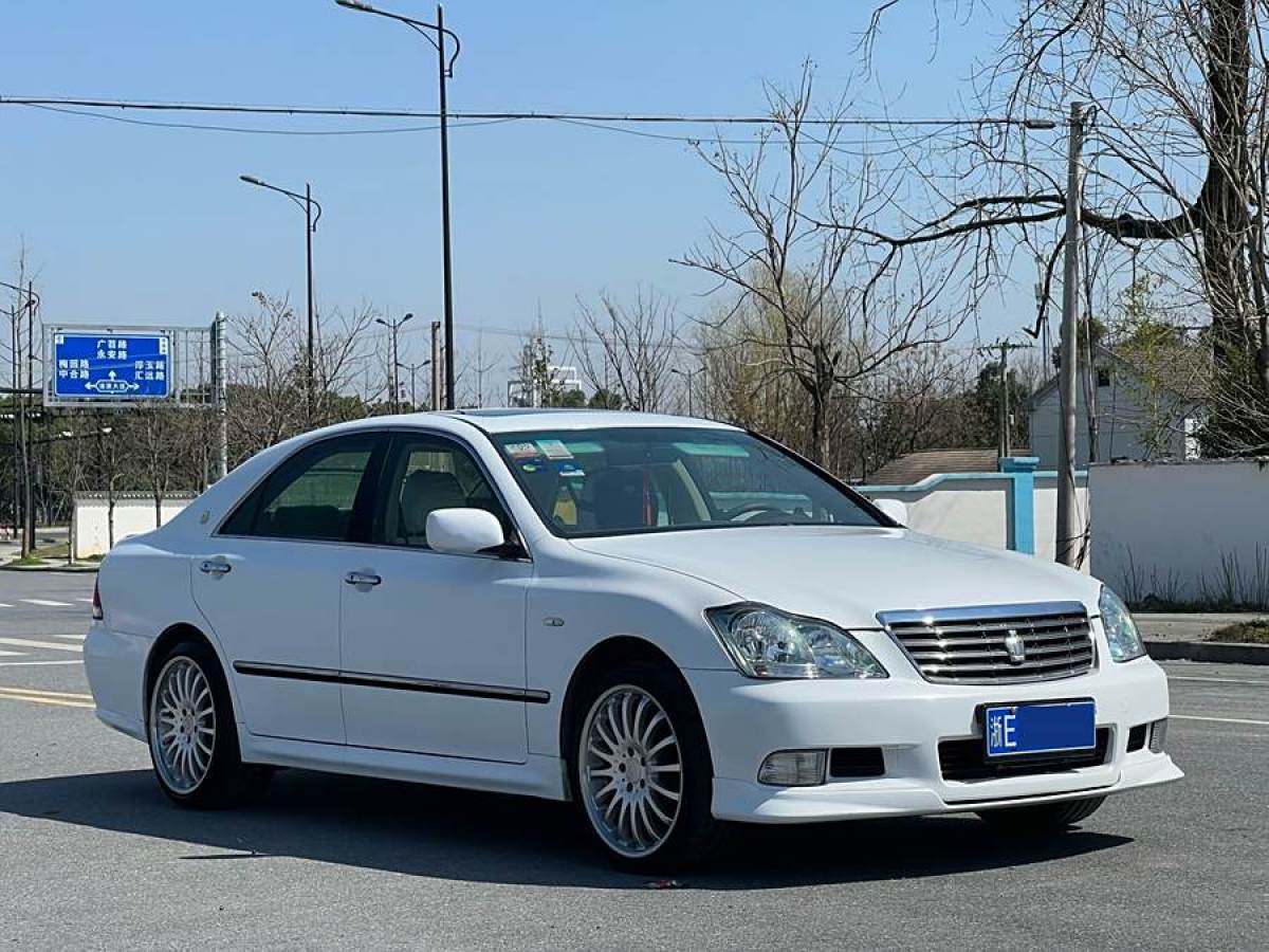 2005年5月豐田 皇冠  2005款 3.0L Royal Saloon G VIP