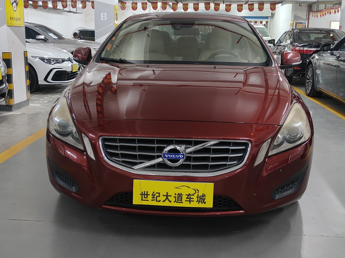 沃尔沃 S60  2011款 2.0T 智尊版图片