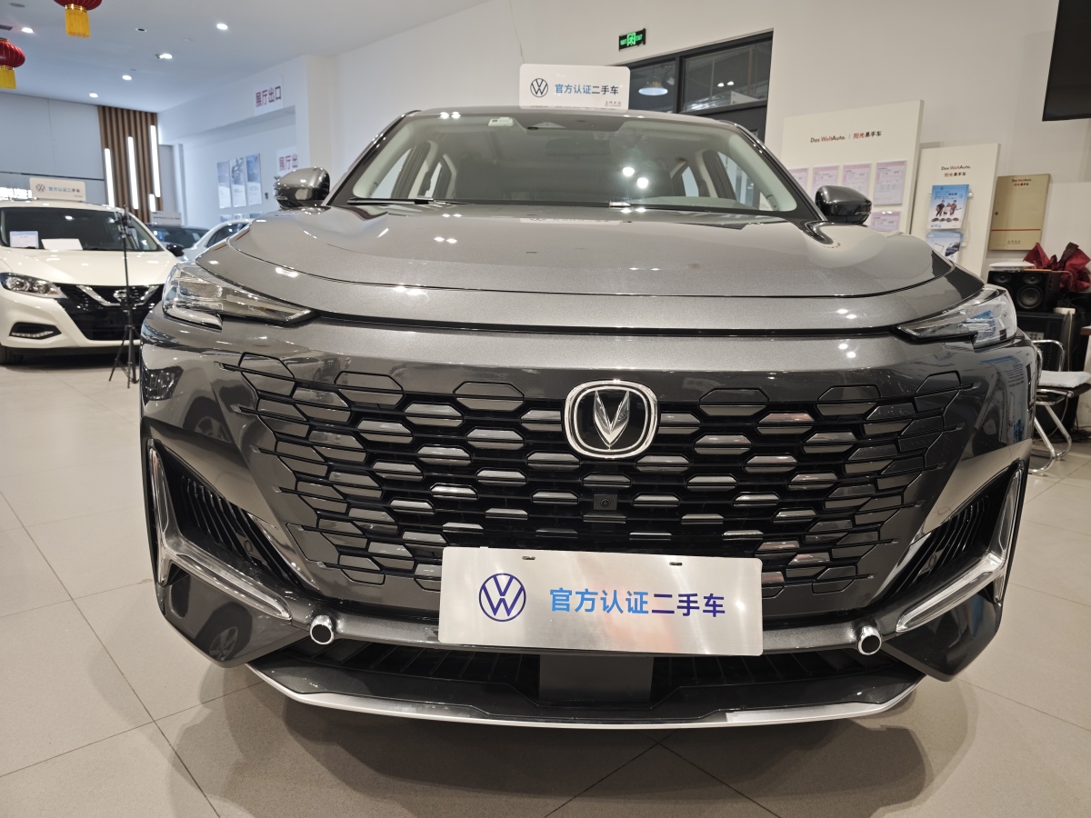 長(zhǎng)安 長(zhǎng)安UNI-K新能源  2022款 藍(lán)鯨iDD 130km 1.5T 尊貴型圖片