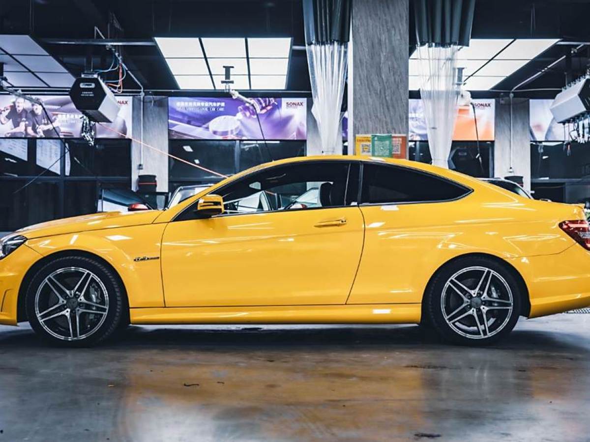 奔馳 奔馳C級AMG  2012款 AMG C 63 Coupe 動感型圖片