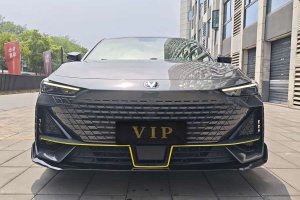 長(zhǎng)安UNI-V 長(zhǎng)安 1.5T 運(yùn)動(dòng)版