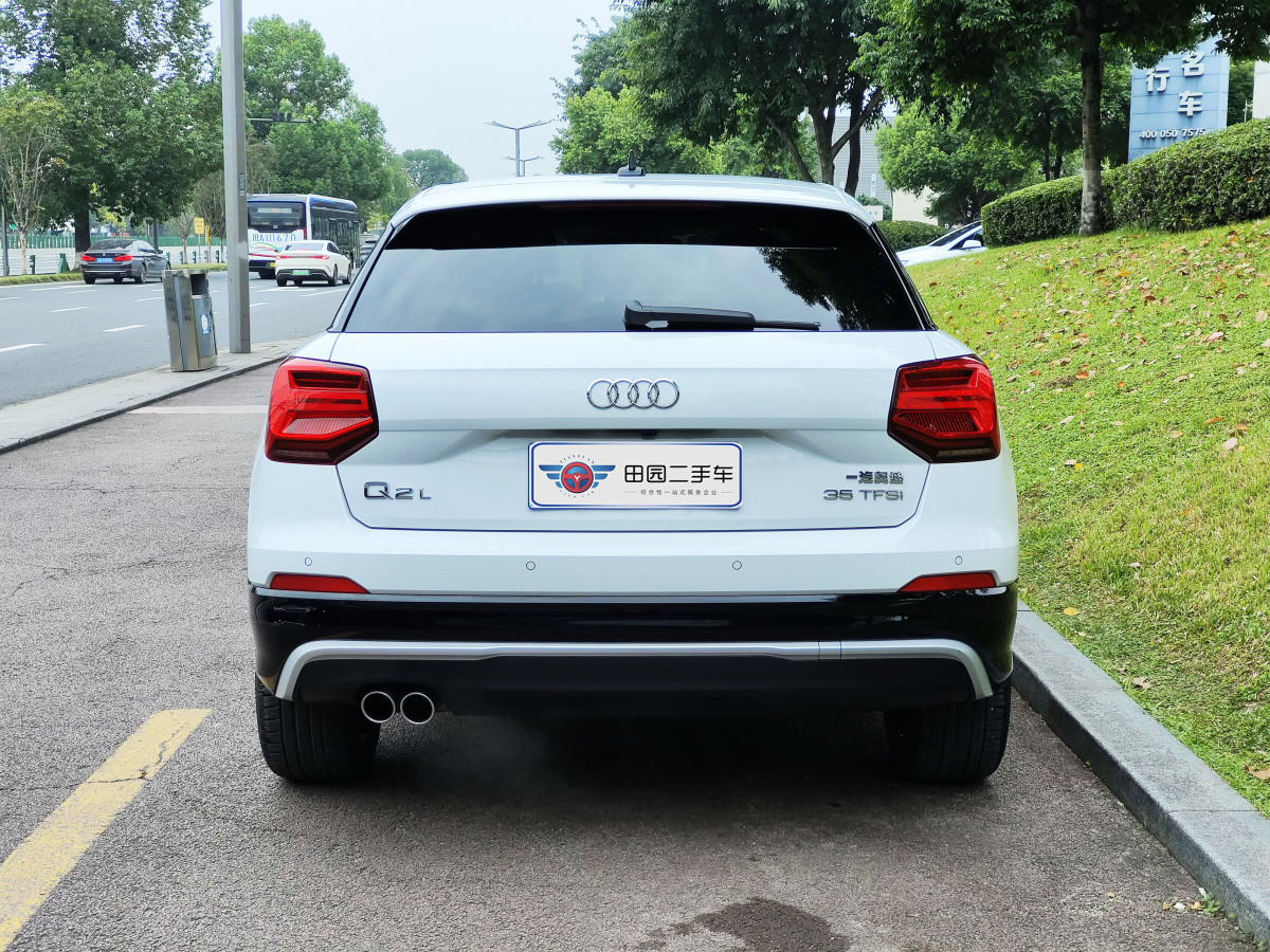 奧迪 奧迪Q2L  2021款 35 TFSI 時尚動感型圖片