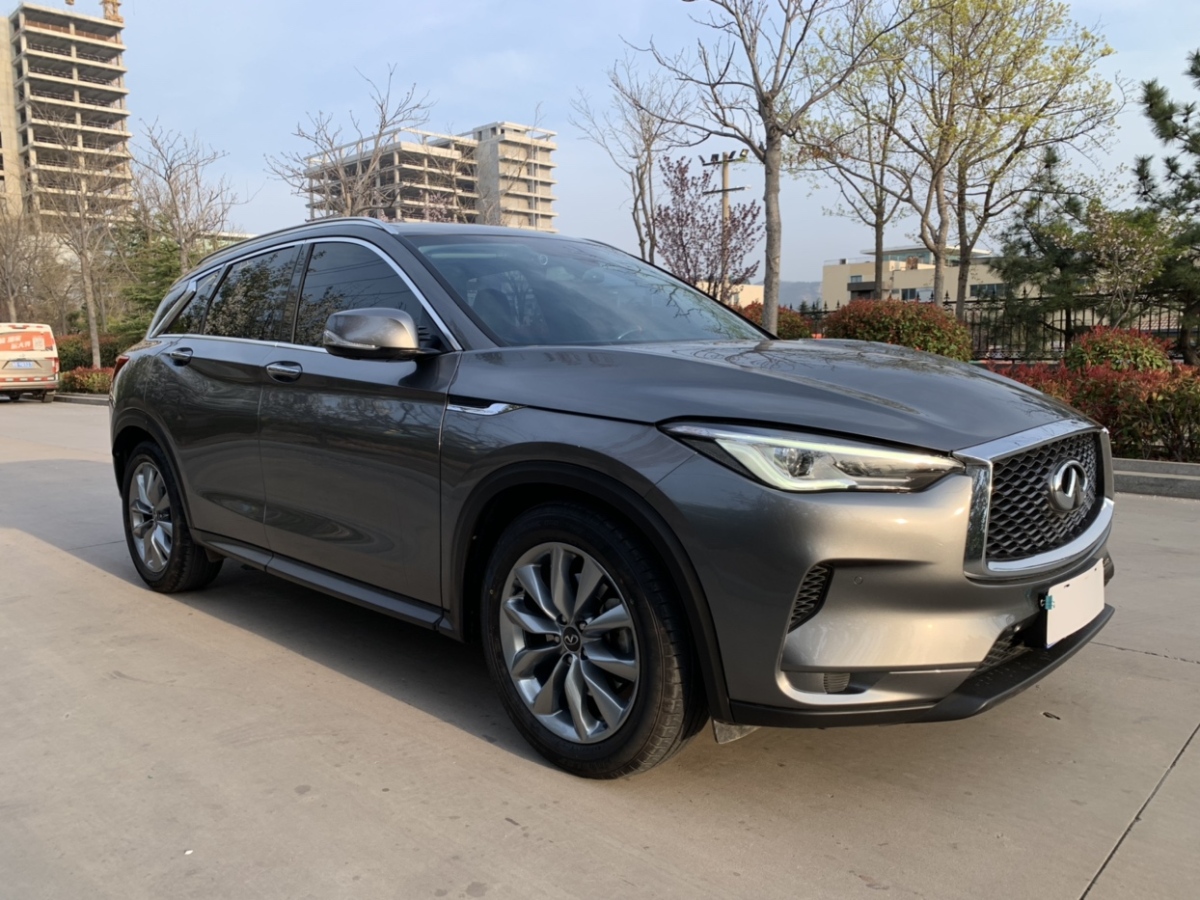 英菲尼迪 QX50  2020款 改款 2.0T 四驱菁英版图片