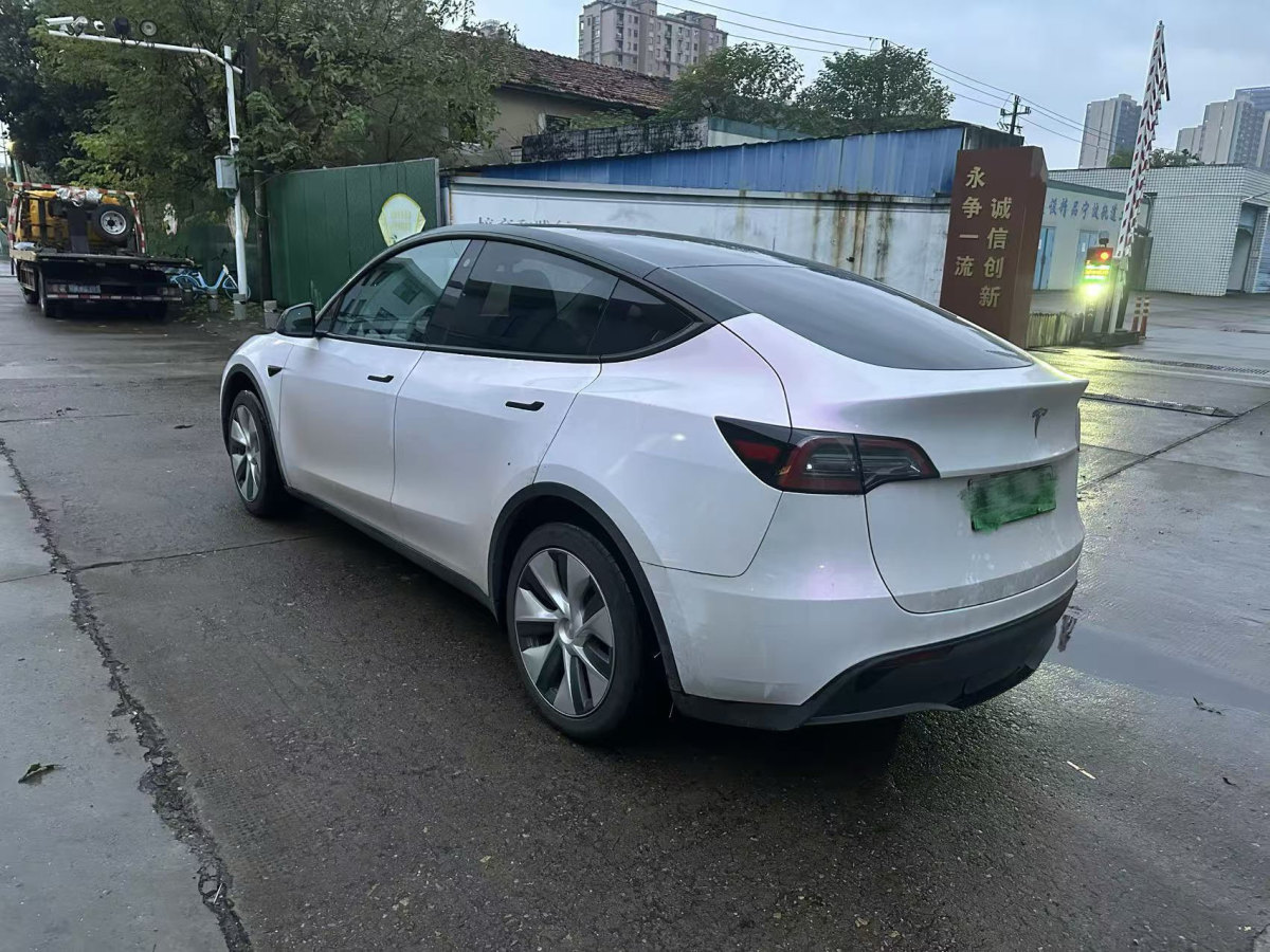 特斯拉 Model 3  2022款 后輪驅(qū)動(dòng)版圖片