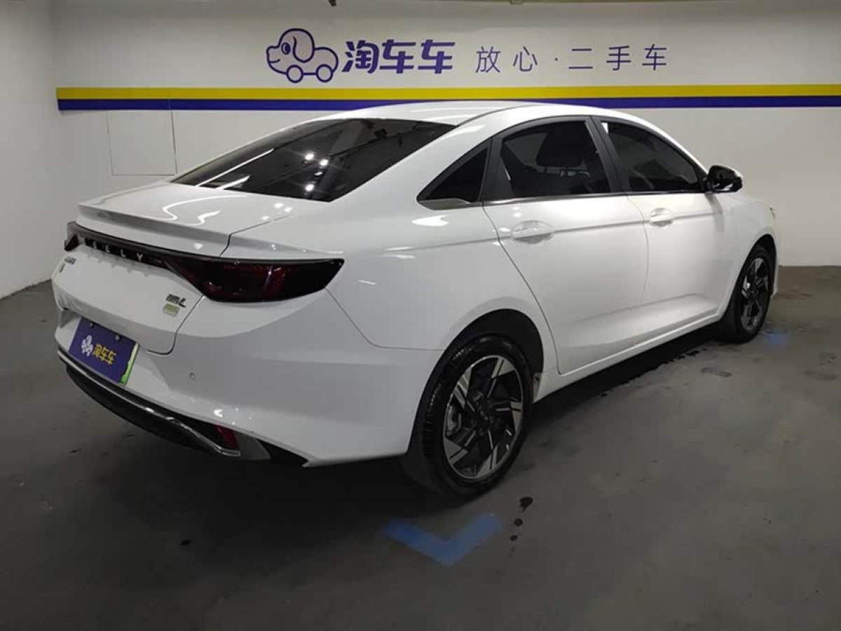 吉利 帝豪L 雷神Hi?P  2022款 1.5TD-DHT Pro 100KM Super 睿圖片
