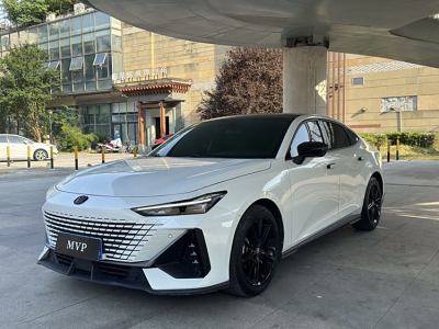 2022年1月 长安 长安UNI-V 1.5T 卓越型图片