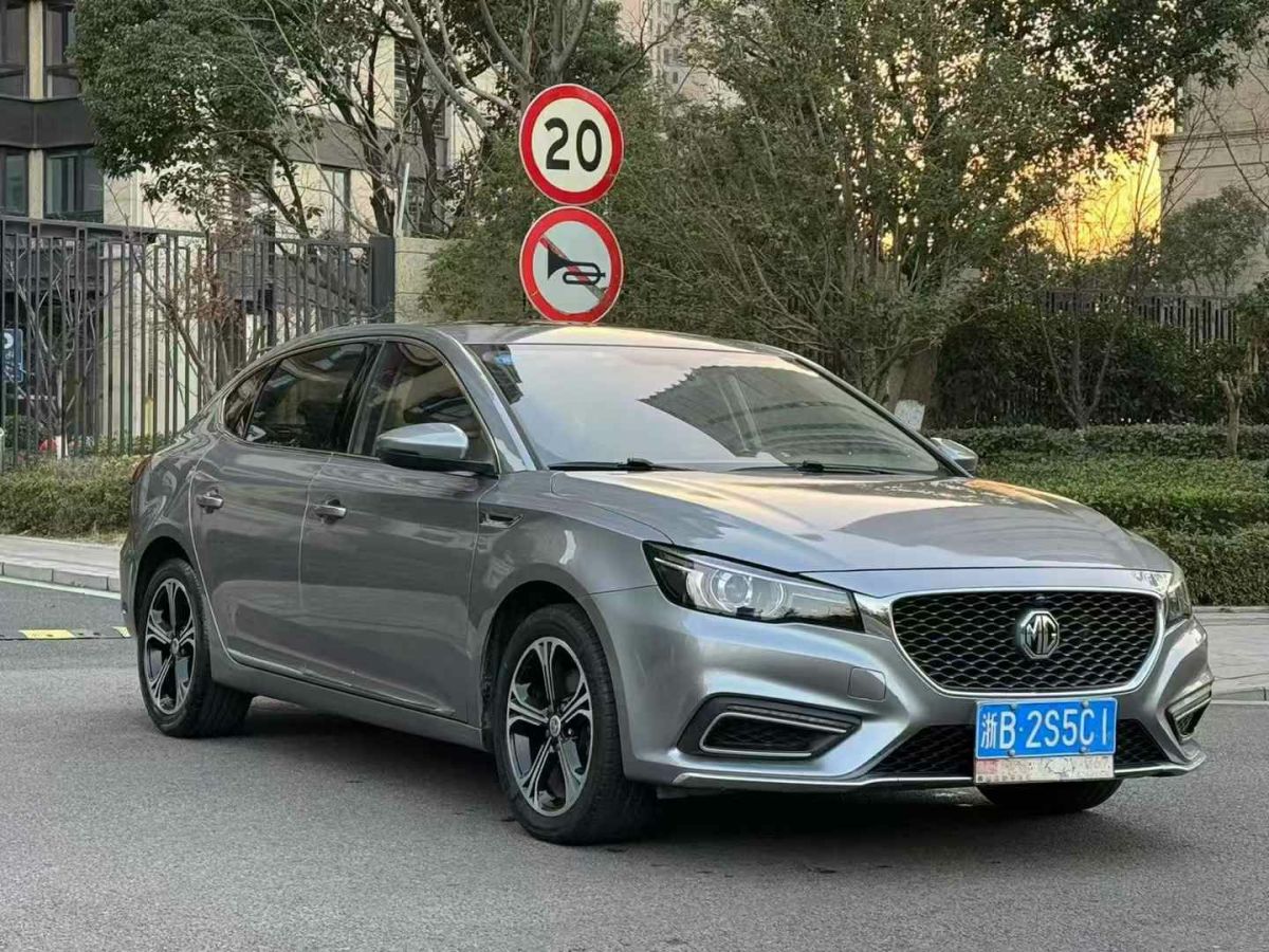 名爵 名爵ZS  2018款  1.5L 手動65寸巨幕天窗版 國V圖片