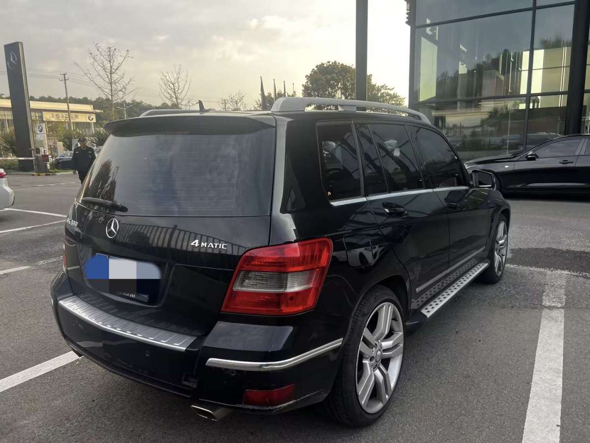 2011年6月奔馳 奔馳GLK級  2011款 GLK 300 4MATIC 動感型