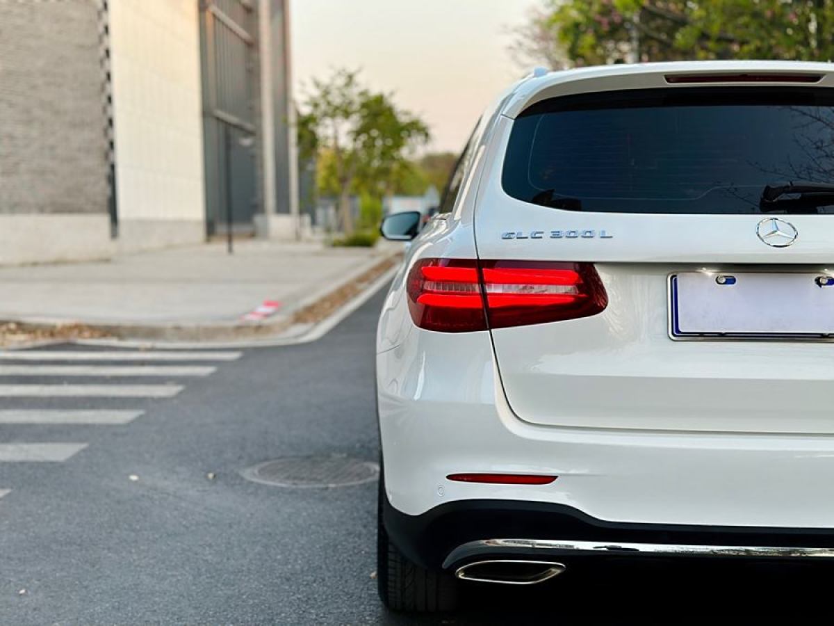 奔馳 奔馳GLC  2018款 改款 GLC 300 4MATIC 動感型圖片