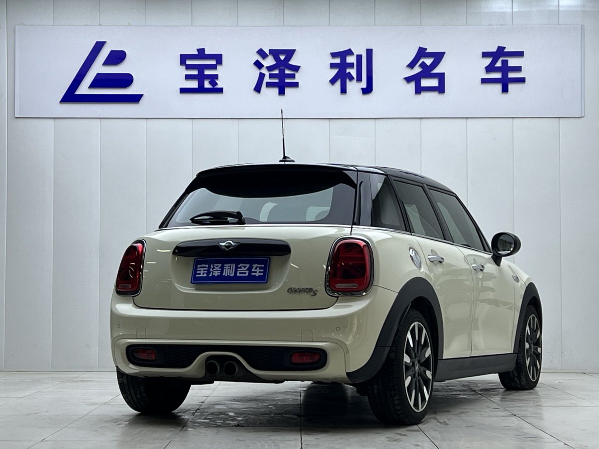 MINI MINI  2015款 2.0T COOPER S 五門版圖片