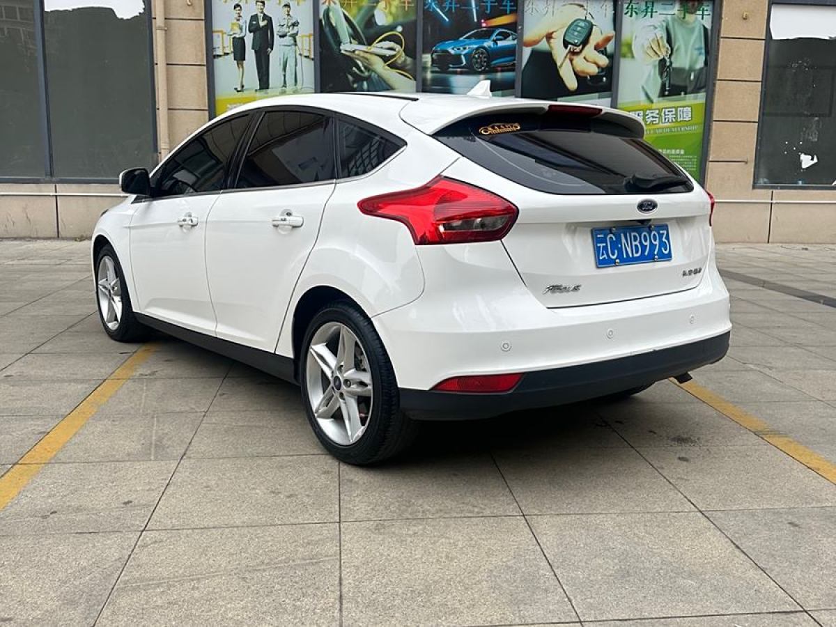 福特 ?？怂? 2019款 兩廂 EcoBoost 180 自動(dòng)鋒潮型圖片