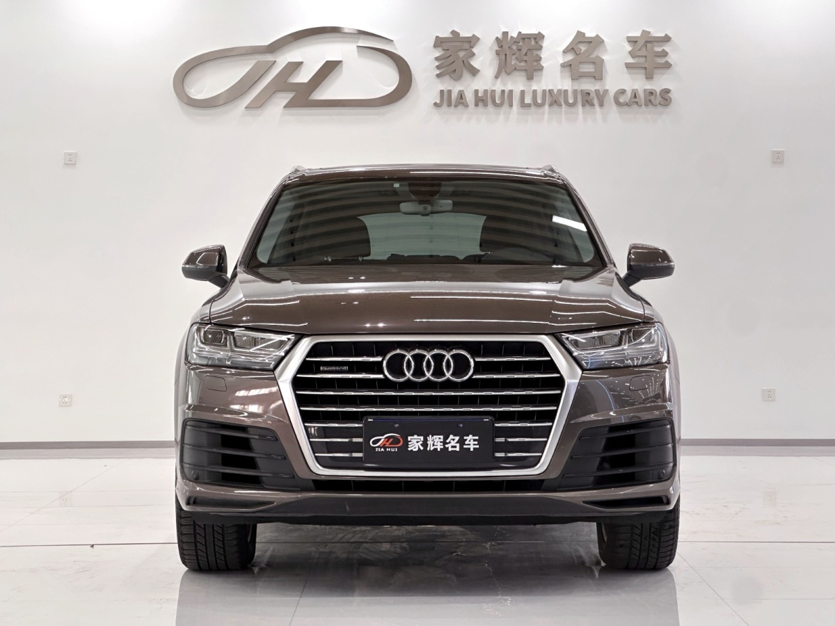 2016年1月奧迪 奧迪Q7  2016款 40 TFSI S line運(yùn)動(dòng)型