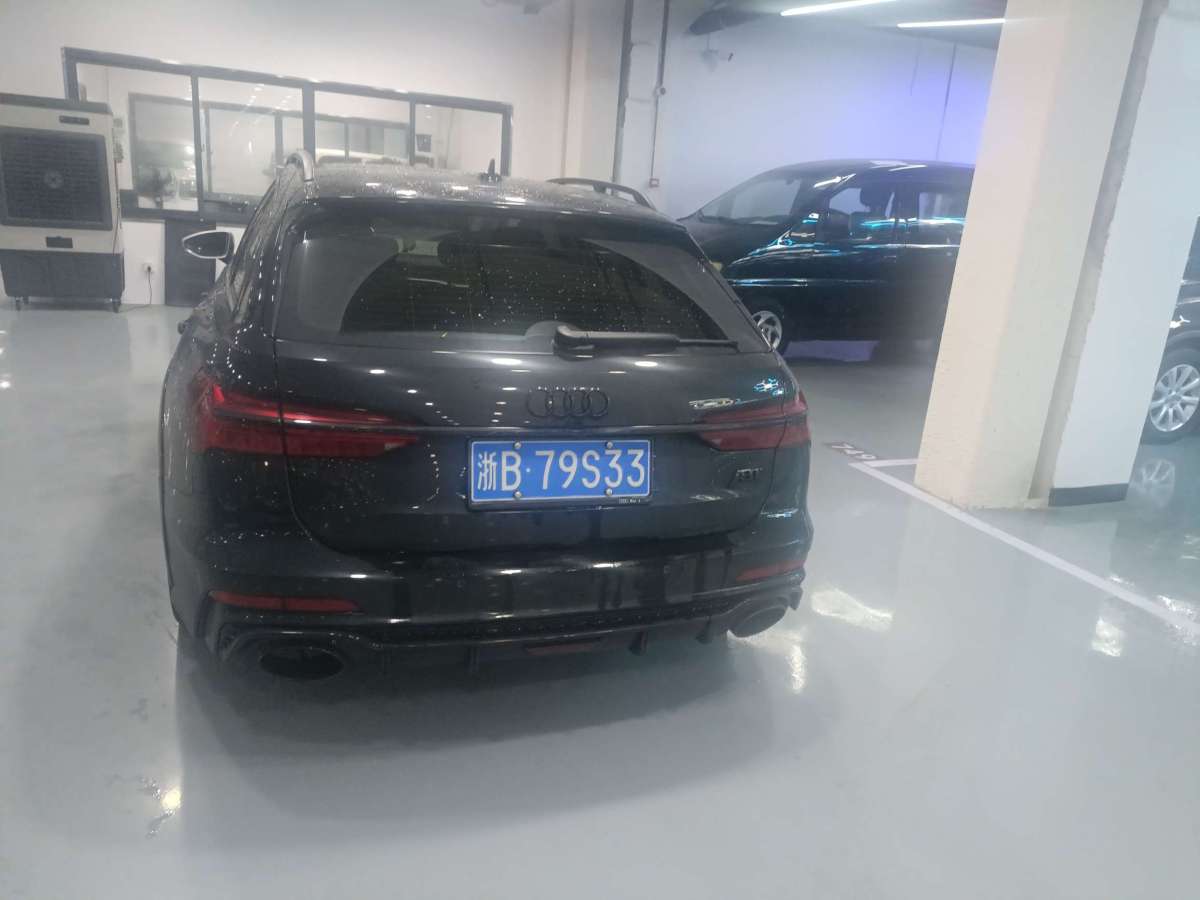 奧迪 奧迪A6  2021款 Allroad 探索家 55 TFSI 尊享越野型圖片