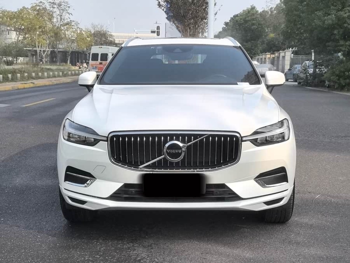沃爾沃 XC60  2021款 T5 四驅(qū)智遠豪華版圖片