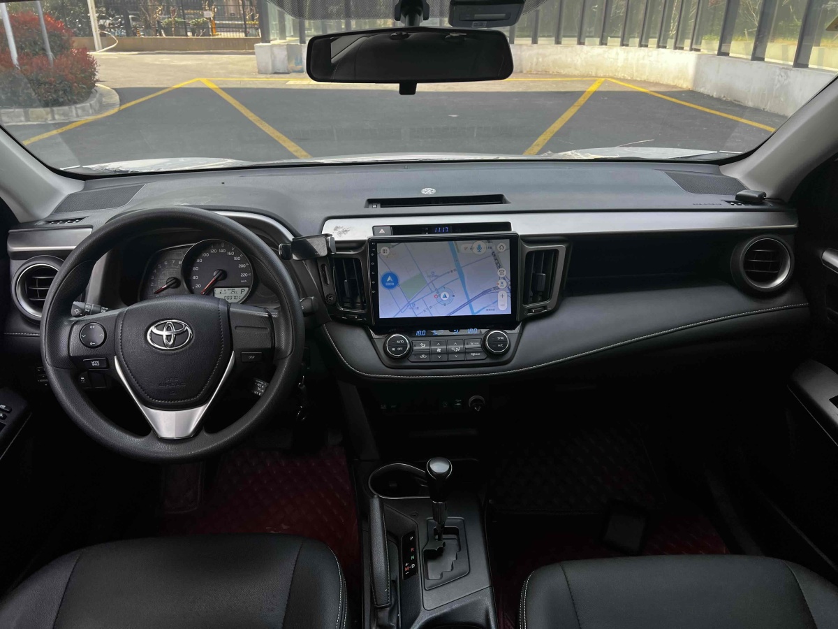 豐田 RAV4  2018款 榮放 2.0L CVT兩驅(qū)風尚版圖片