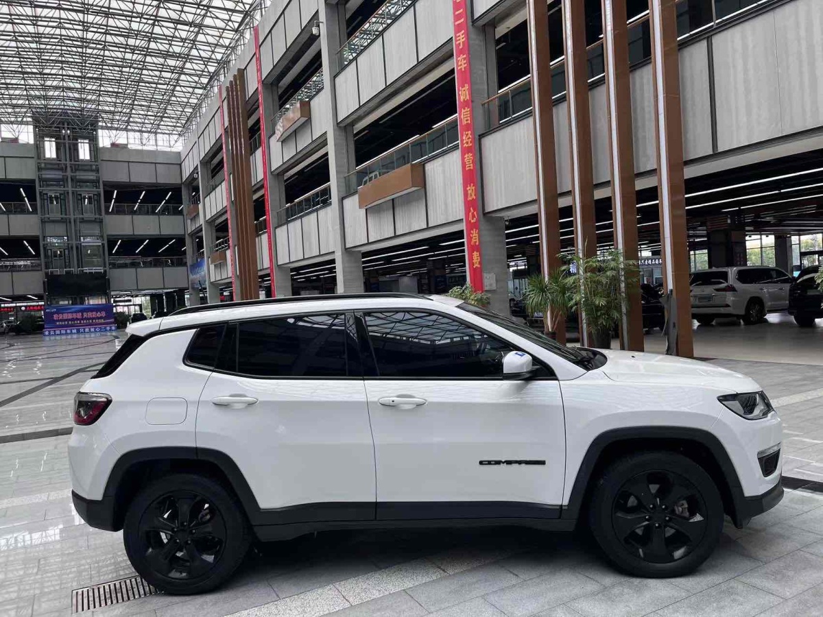 Jeep 指南者  2019款 220T 自動夜鷹版圖片