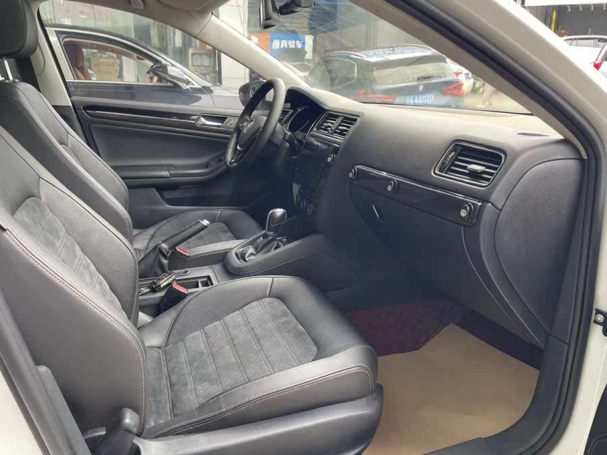 大眾 速騰  2015款 230TSI 自動豪華型圖片