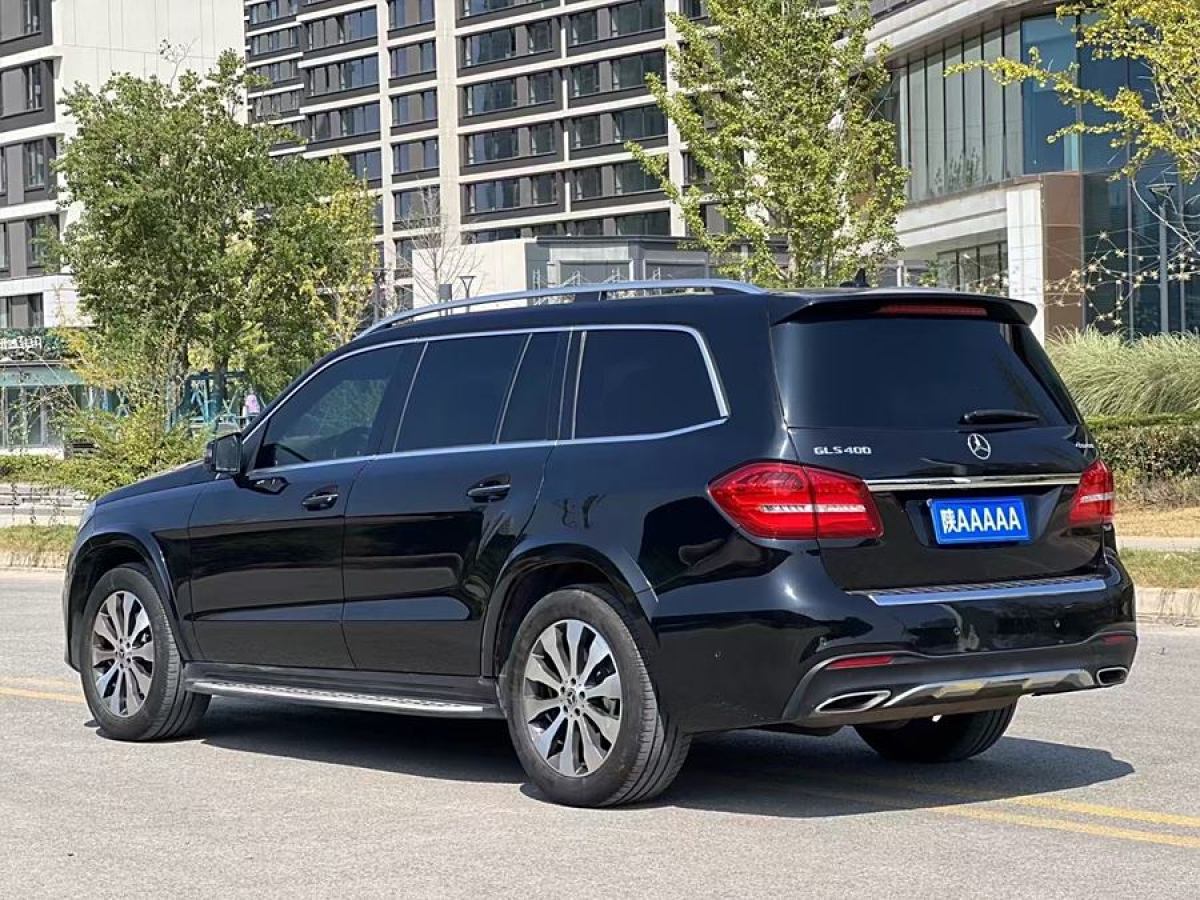 奔馳 奔馳GLS  2018款 GLS 400 4MATIC豪華型圖片