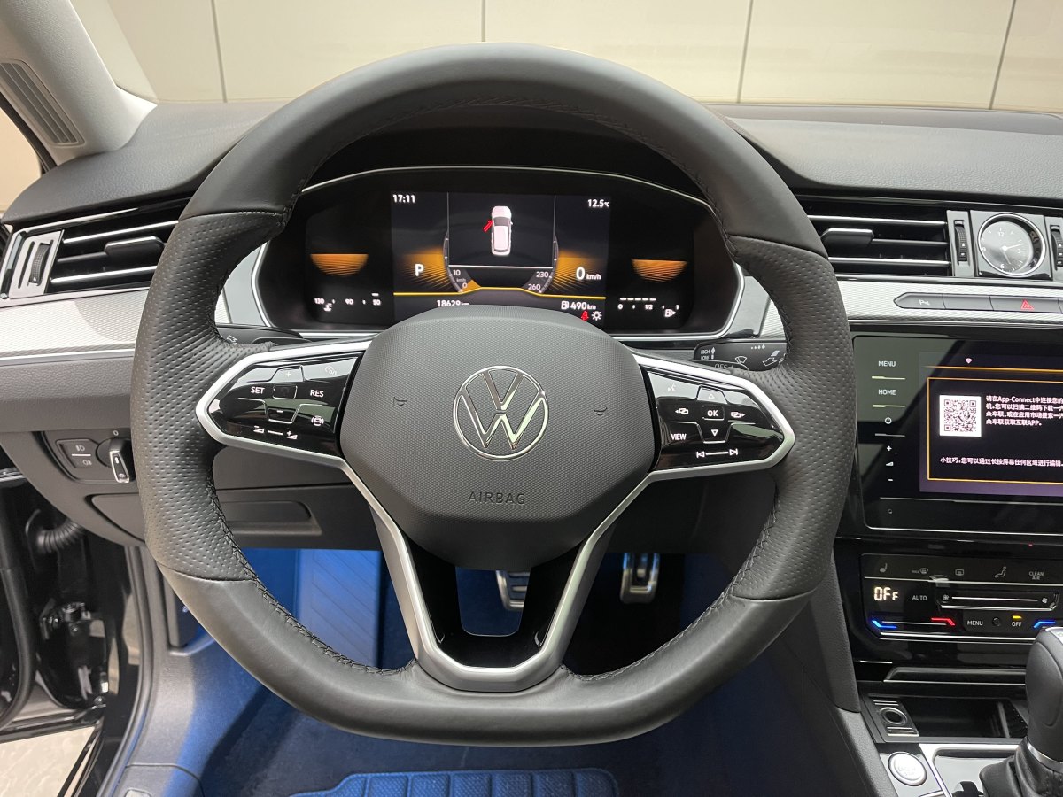 大眾 邁騰  2023款 200萬輛紀念版 330TSI DSG領(lǐng)先型圖片