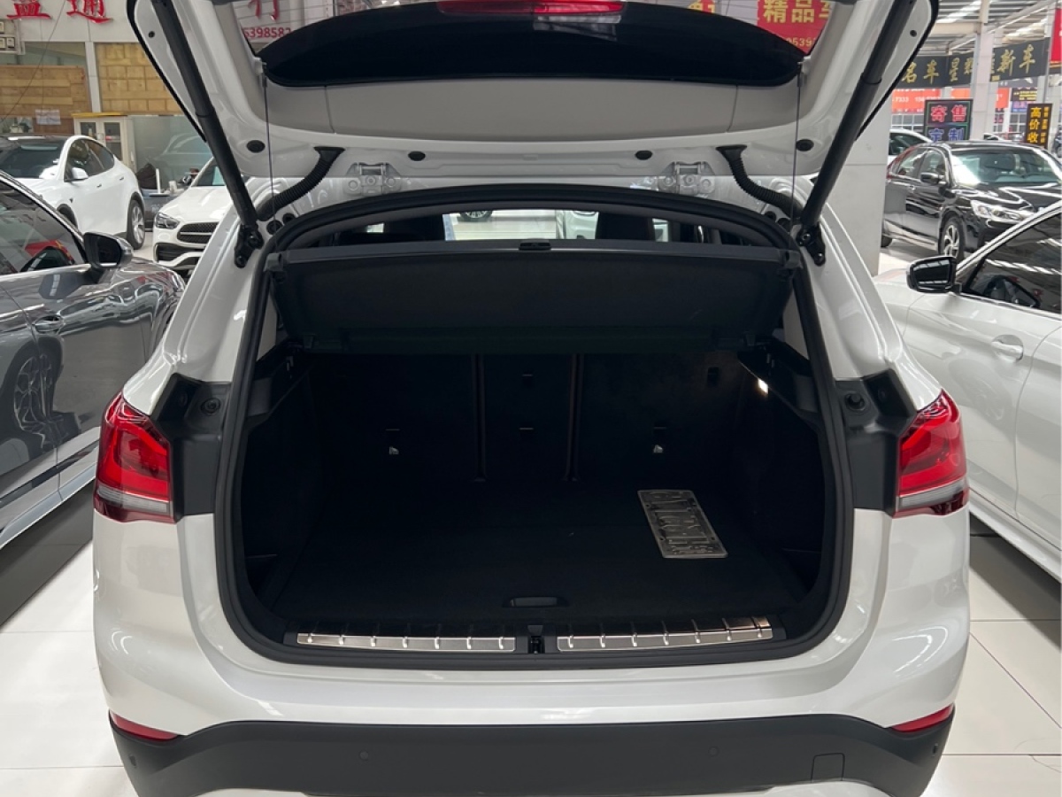 寶馬 寶馬X1  2021款 改款 sDrive25Li 領(lǐng)先型圖片