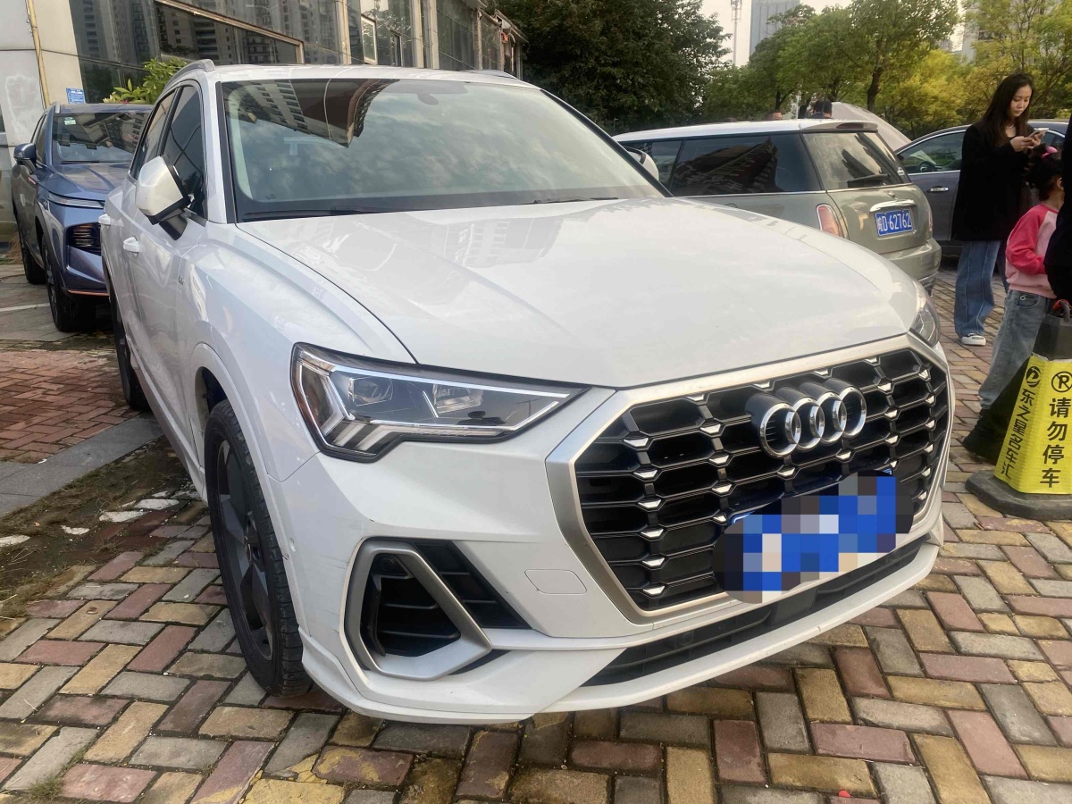 奧迪 奧迪Q3  2022款 35 TFSI 時尚動感型圖片