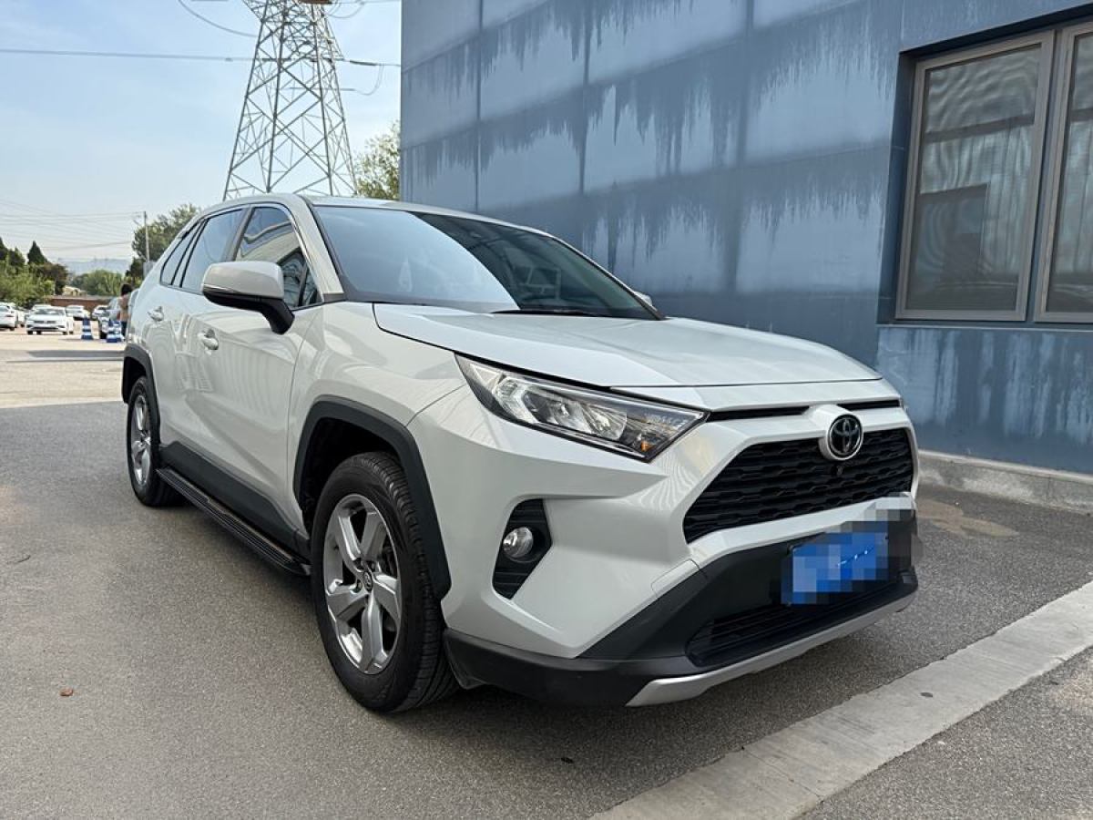 2020年10月豐田 RAV4榮放  2020款 2.0L CVT四驅風尚版