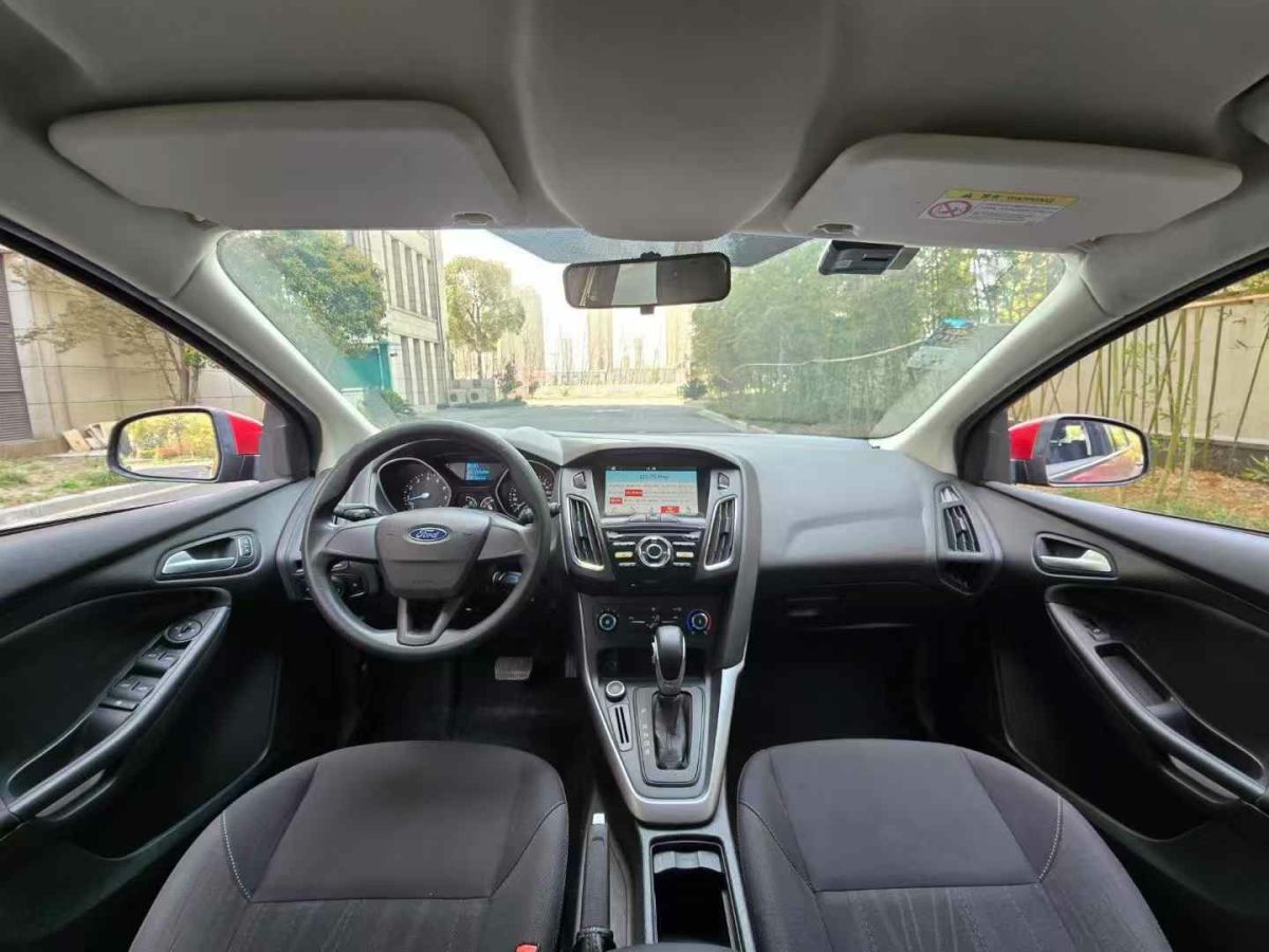福特 ?？怂? 2017款 三廂 EcoBoost 180 自動(dòng)精英型圖片