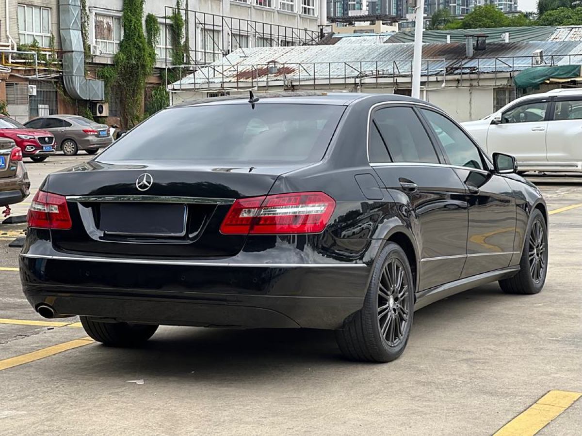 奔驰 奔驰E级  2013款 E 260 L CGI优雅型图片