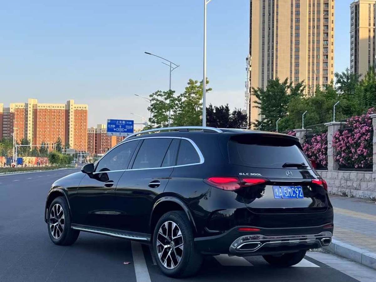 奔馳 奔馳GLC  2024款 改款 GLC 260 L 4MATIC 豪華型 5座圖片