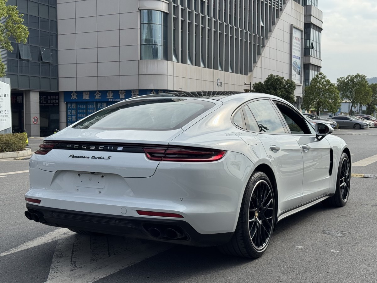 保時(shí)捷 Panamera  2014款 Panamera 3.0T圖片