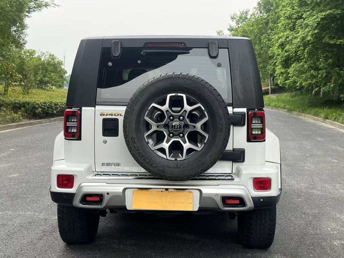 北京 BJ40  2019款  PLUS 2.3T 自動(dòng)四驅(qū)尊享版 國VI圖片