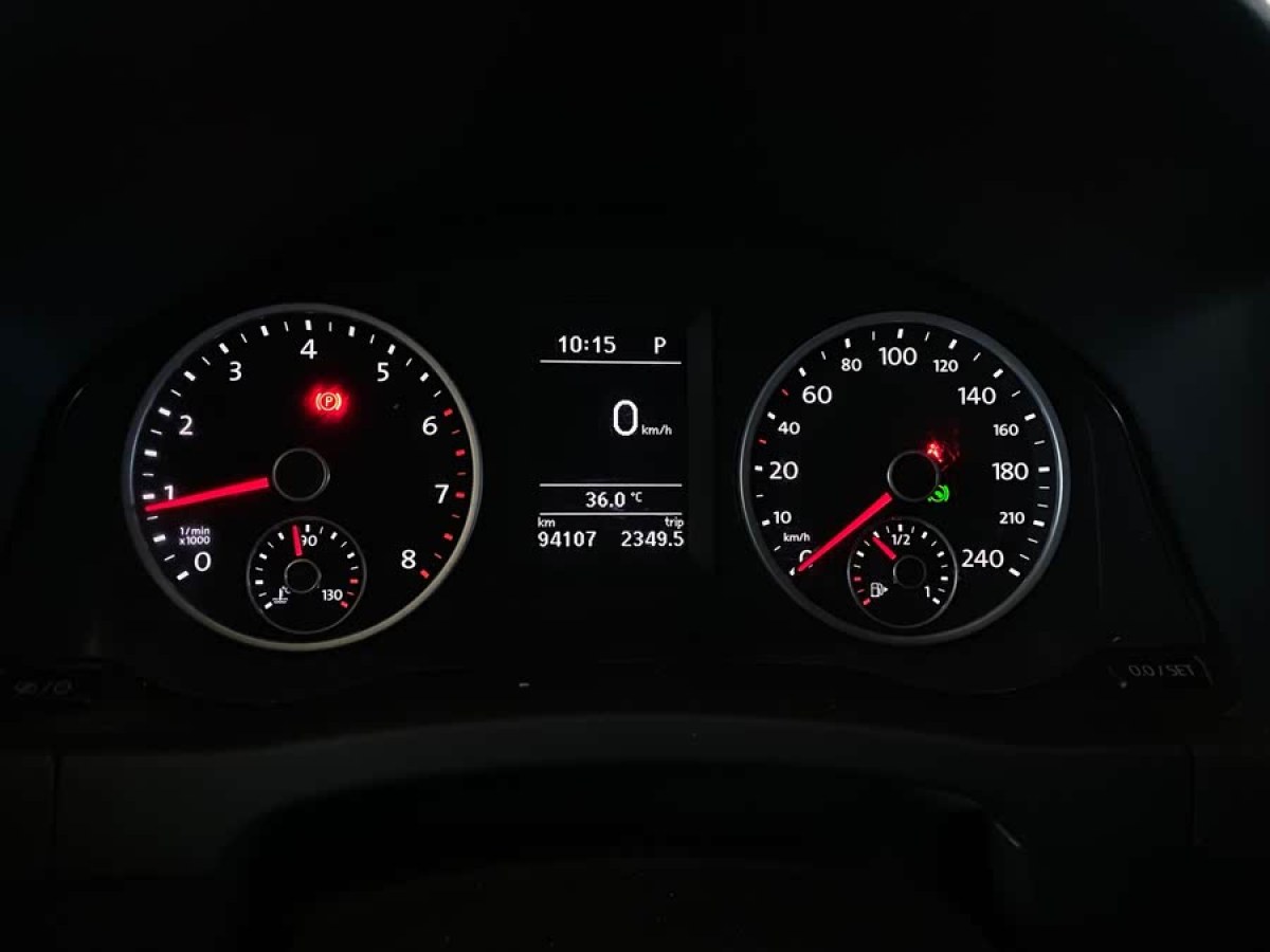 大眾 途觀  2015款 1.8TSI 自動兩驅(qū)舒適版圖片