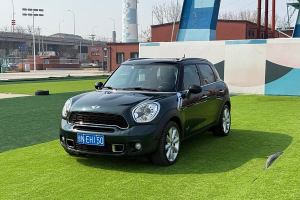 COUNTRYMAN MINI 1.6T COOPER S ALL4 滑雪版