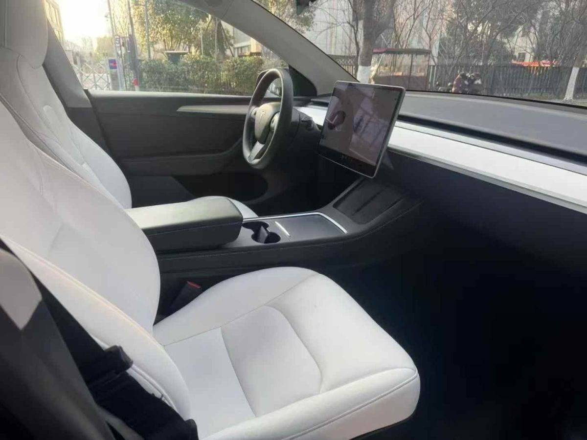 特斯拉 Model S  2021款 Plaid Plus 版圖片