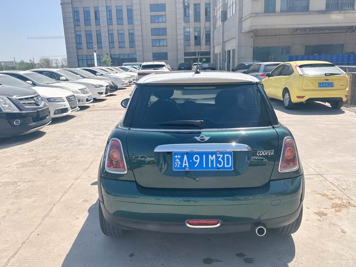 MINI COUNTRYMAN  2011款 1.6L COOPER Fun圖片