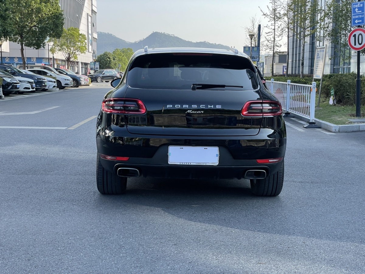 保時(shí)捷 Macan  2014款 Macan 2.0T圖片