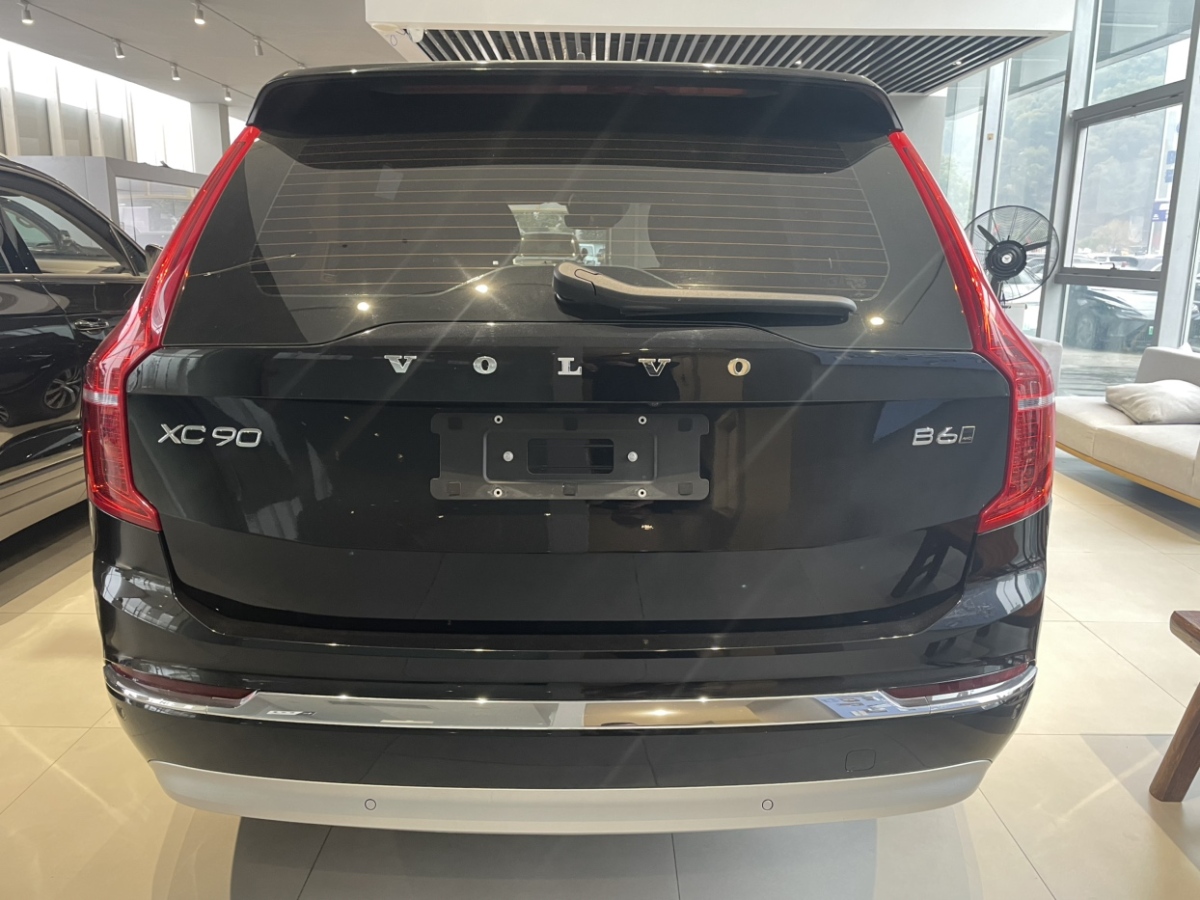 沃爾沃 XC90  2022款 B6 智逸豪華版 7座圖片