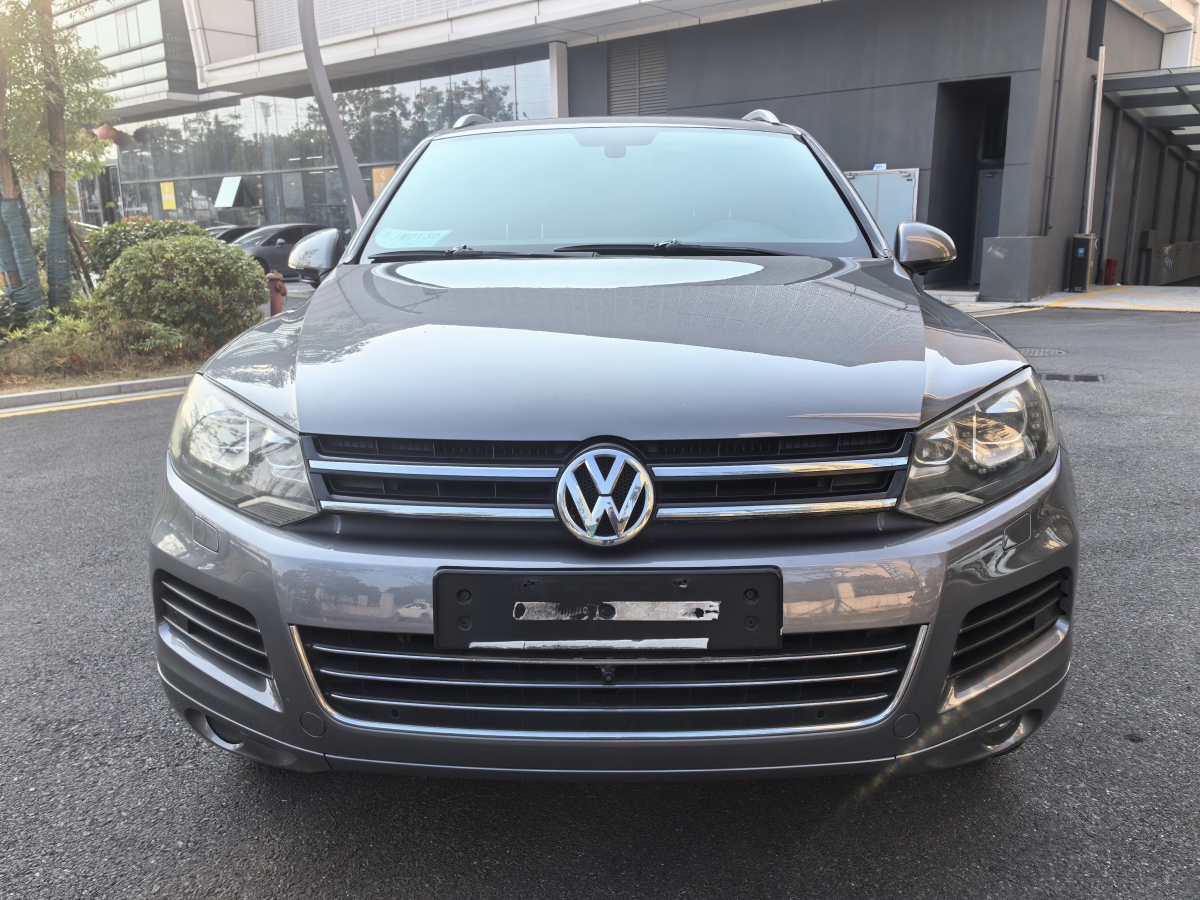 2011年6月大眾 途銳  2011款 3.0TDI 柴油標(biāo)配型