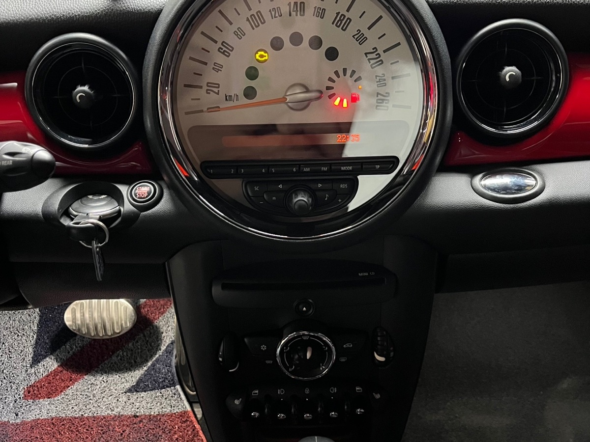 MINI MINI  2012款 1.6T COOPER S 中國任務(wù)版圖片